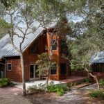 Harmony House - Waterfront, Apalachicola. $550,000